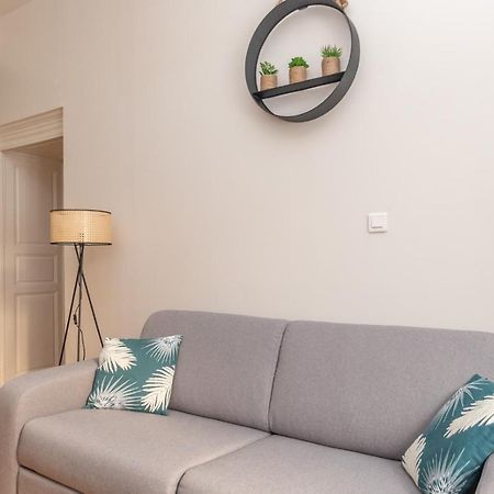 Appartement Cosy Au Centre Ville Avec Garage Chalon-sur-Saône Exterior foto