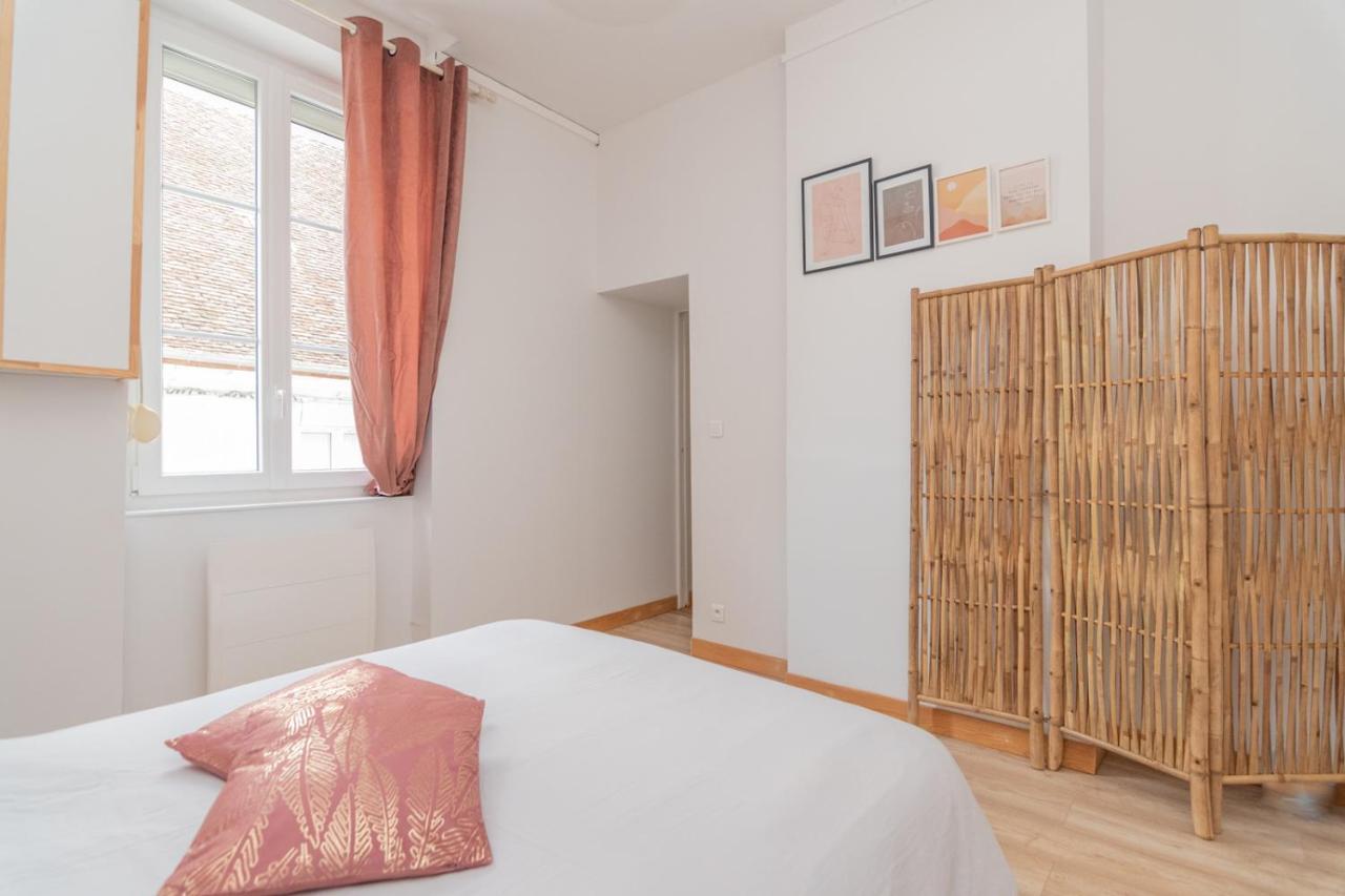 Appartement Cosy Au Centre Ville Avec Garage Chalon-sur-Saône Exterior foto